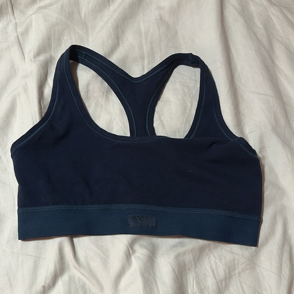 Skims - Picture 2 of 4